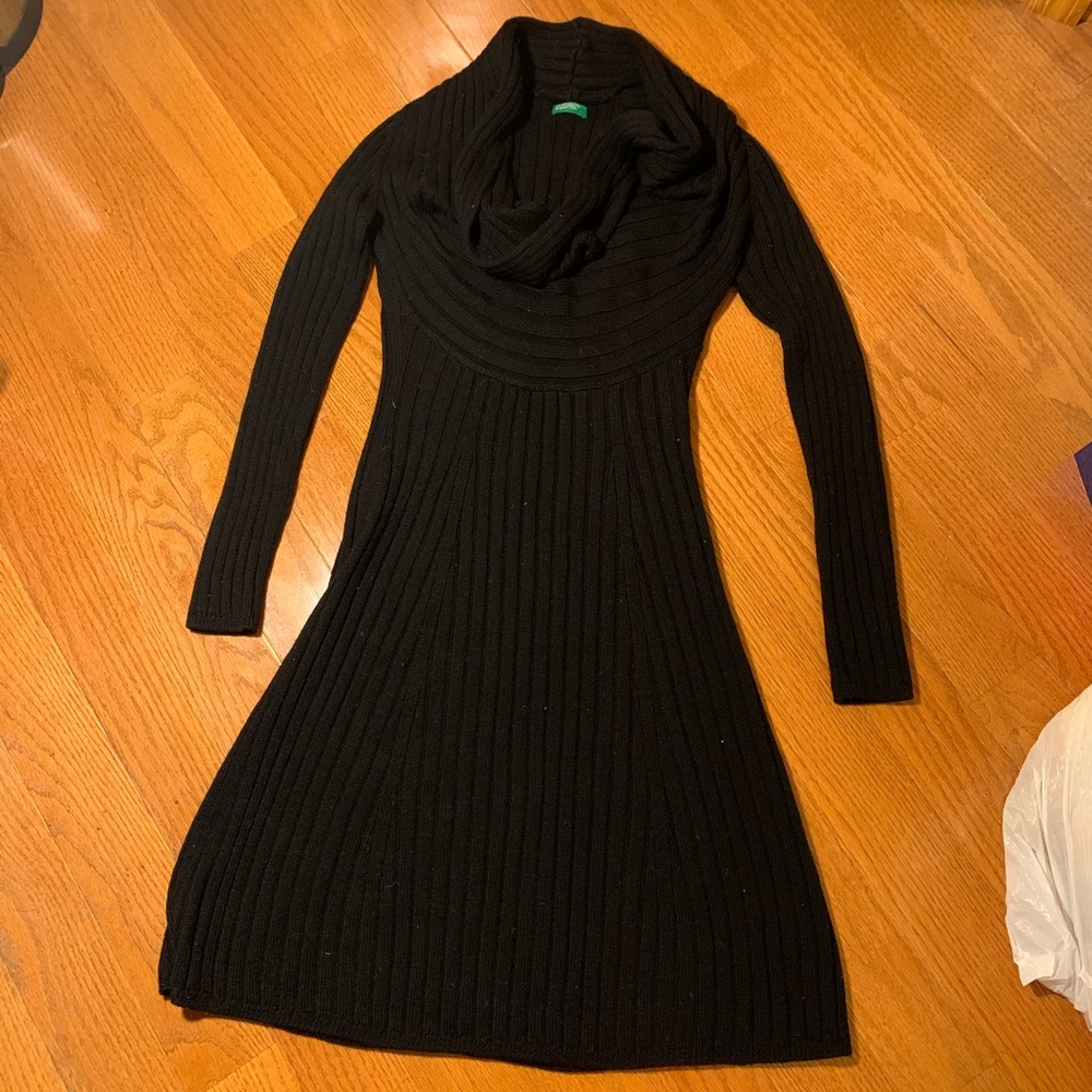Black Knitted Long Sleeve Dress
